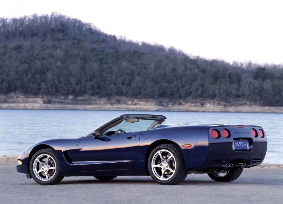  Chevrolet Corvette Z06 2001 года  (фото 34 из 73)